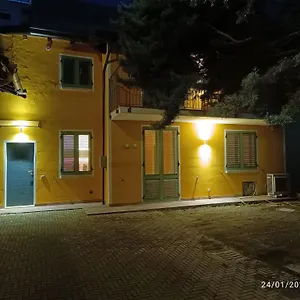Un Angolo A Milano... Appartamento